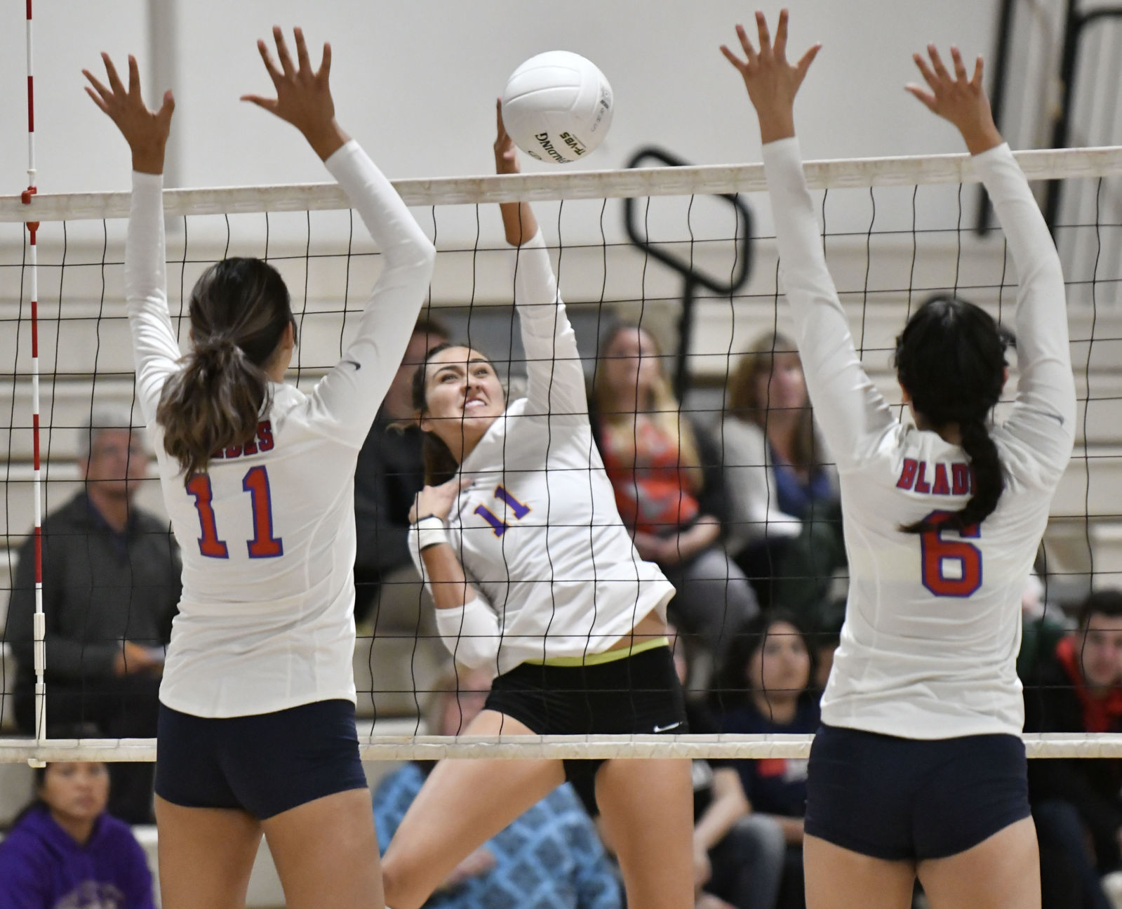 102518 EB Rig volleyball 02.jpg